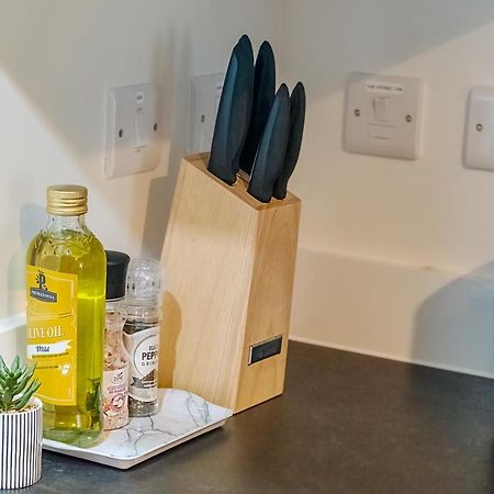 Luton Modern Serviced Accommodation For Contractors, Relocators, Professionals, Tourists And Students - Akugi Homes 외부 사진