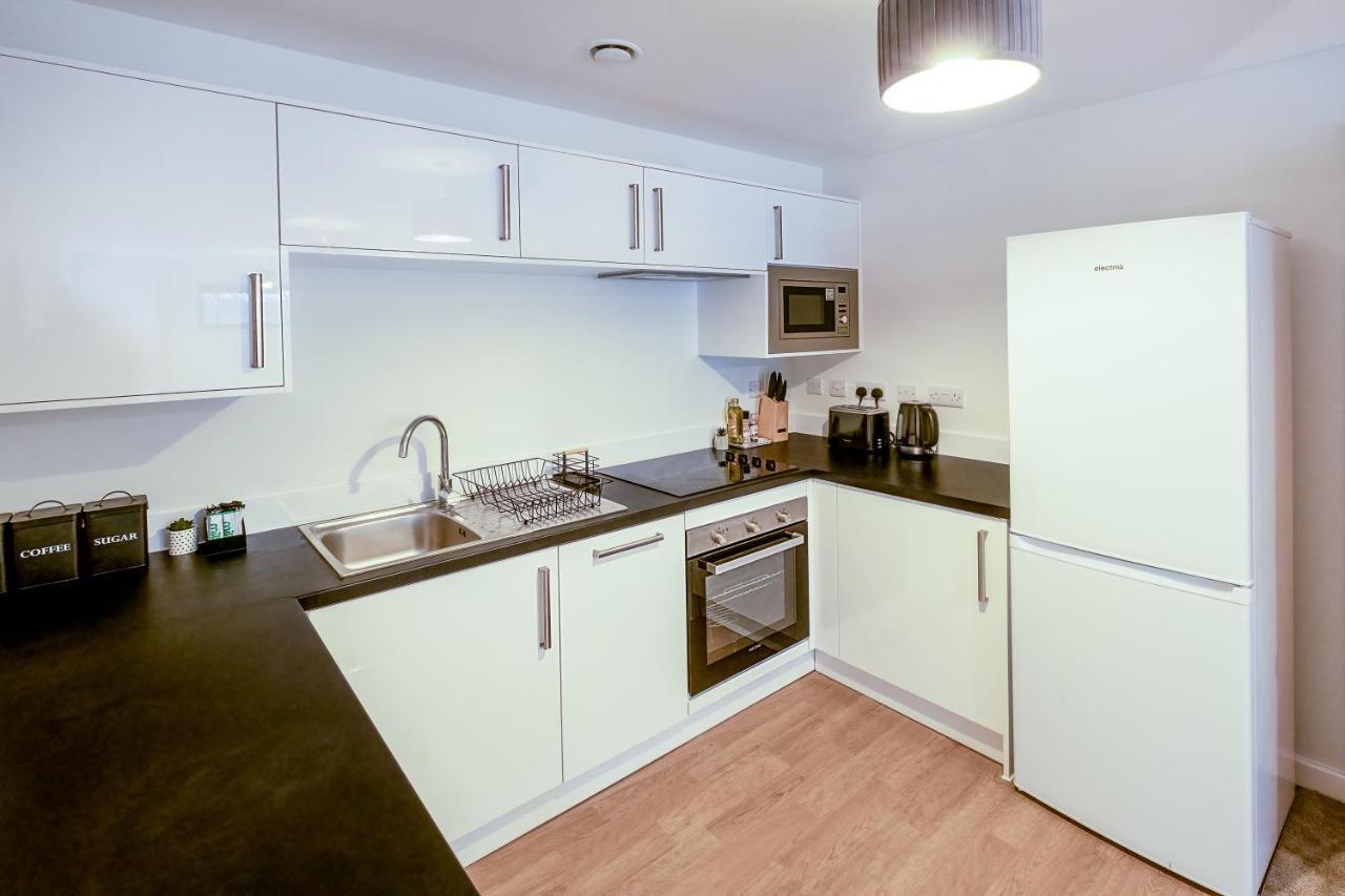Luton Modern Serviced Accommodation For Contractors, Relocators, Professionals, Tourists And Students - Akugi Homes 외부 사진