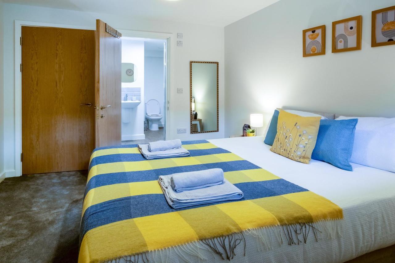 Luton Modern Serviced Accommodation For Contractors, Relocators, Professionals, Tourists And Students - Akugi Homes 외부 사진