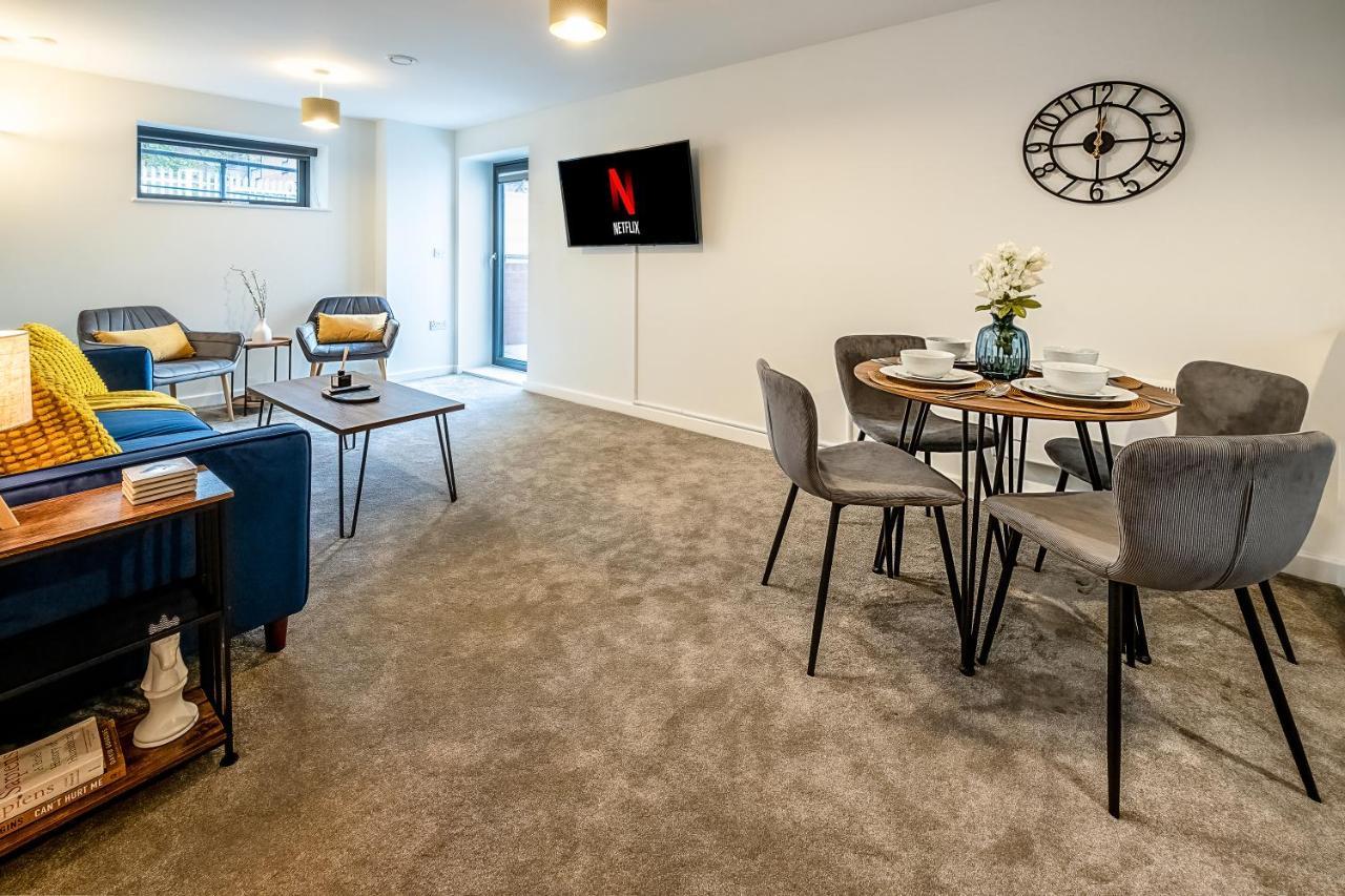 Luton Modern Serviced Accommodation For Contractors, Relocators, Professionals, Tourists And Students - Akugi Homes 외부 사진