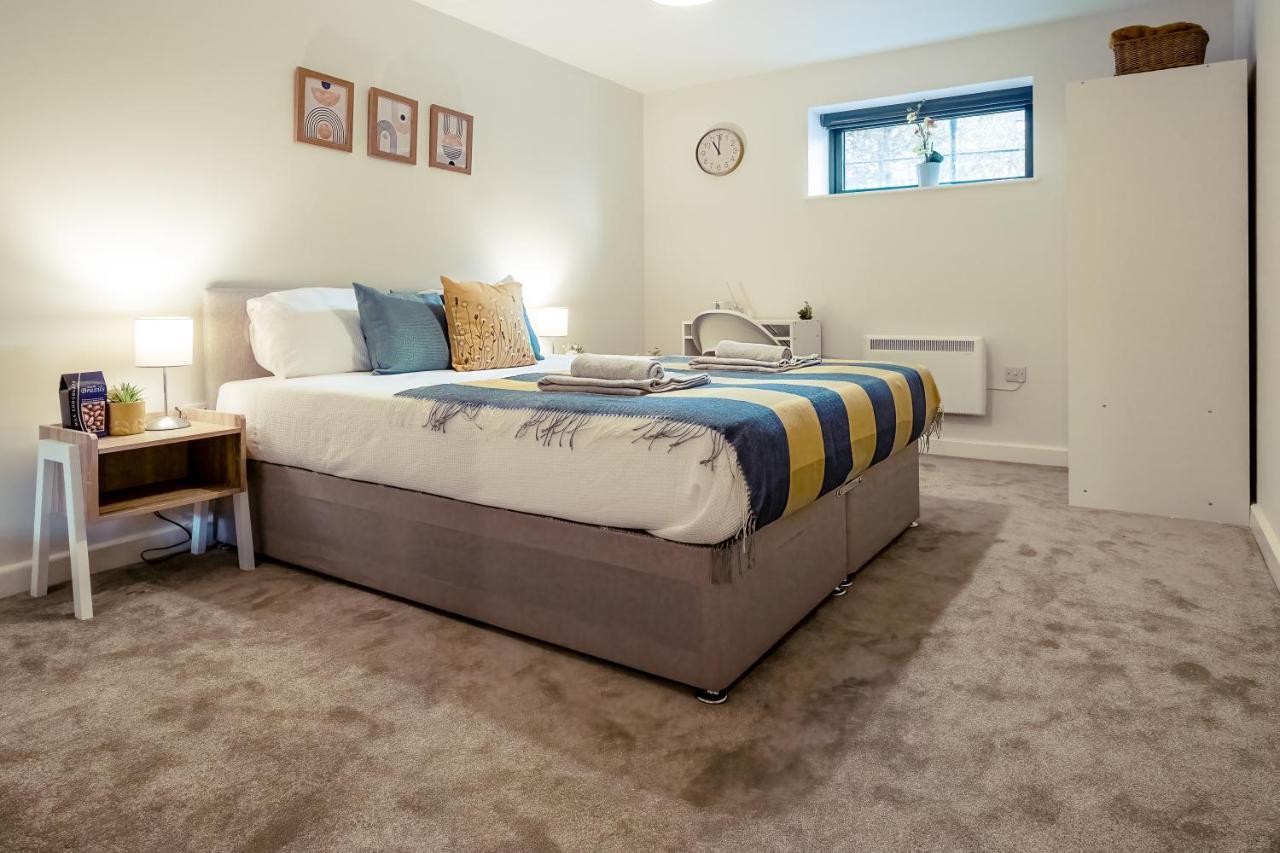 Luton Modern Serviced Accommodation For Contractors, Relocators, Professionals, Tourists And Students - Akugi Homes 외부 사진