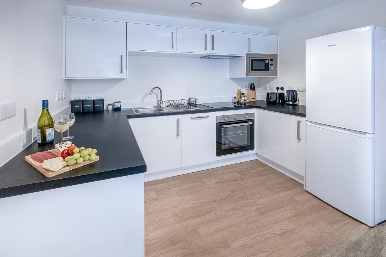 Luton Modern Serviced Accommodation For Contractors, Relocators, Professionals, Tourists And Students - Akugi Homes 외부 사진