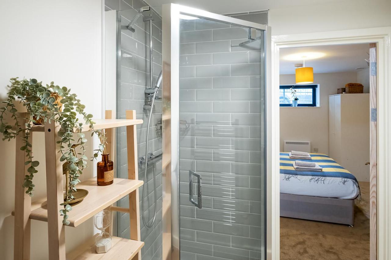 Luton Modern Serviced Accommodation For Contractors, Relocators, Professionals, Tourists And Students - Akugi Homes 외부 사진